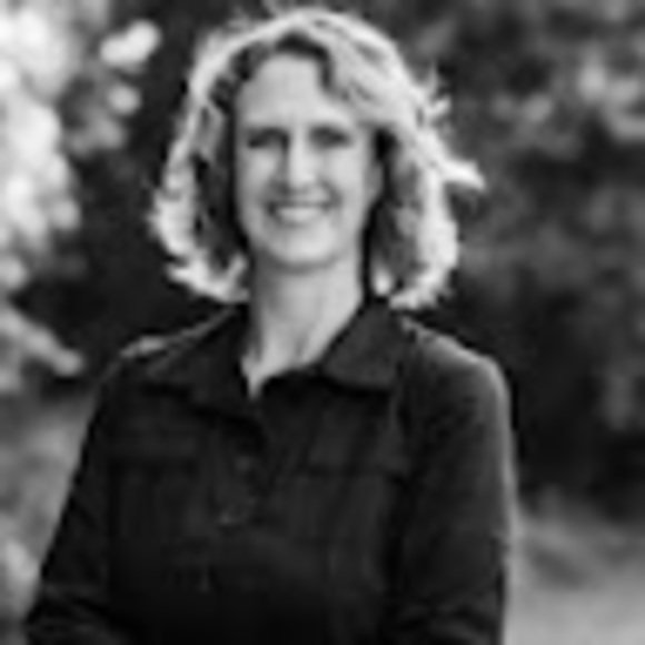 Meet your Posher, Amy - Picture 1 of 1